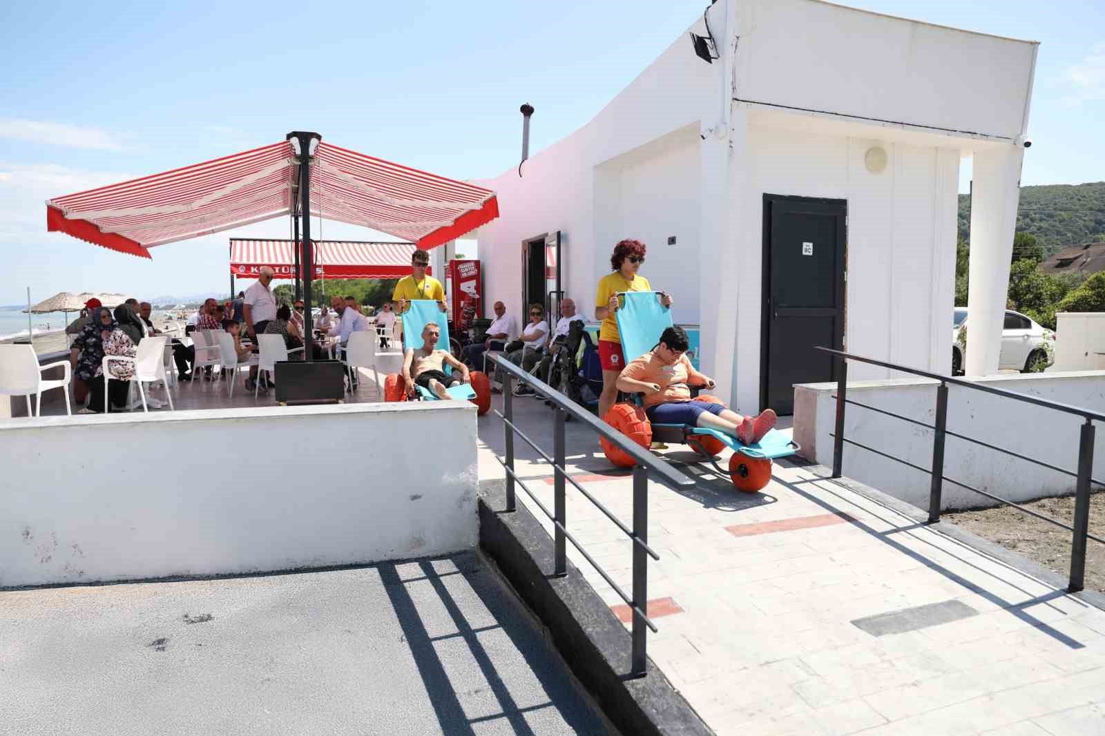 Samsun&rsquo;da &rsquo;Engelsiz Plaj&rsquo; ve &rsquo;Engelsiz Kafe&rsquo; hizmete a&ccedil;ıldı
