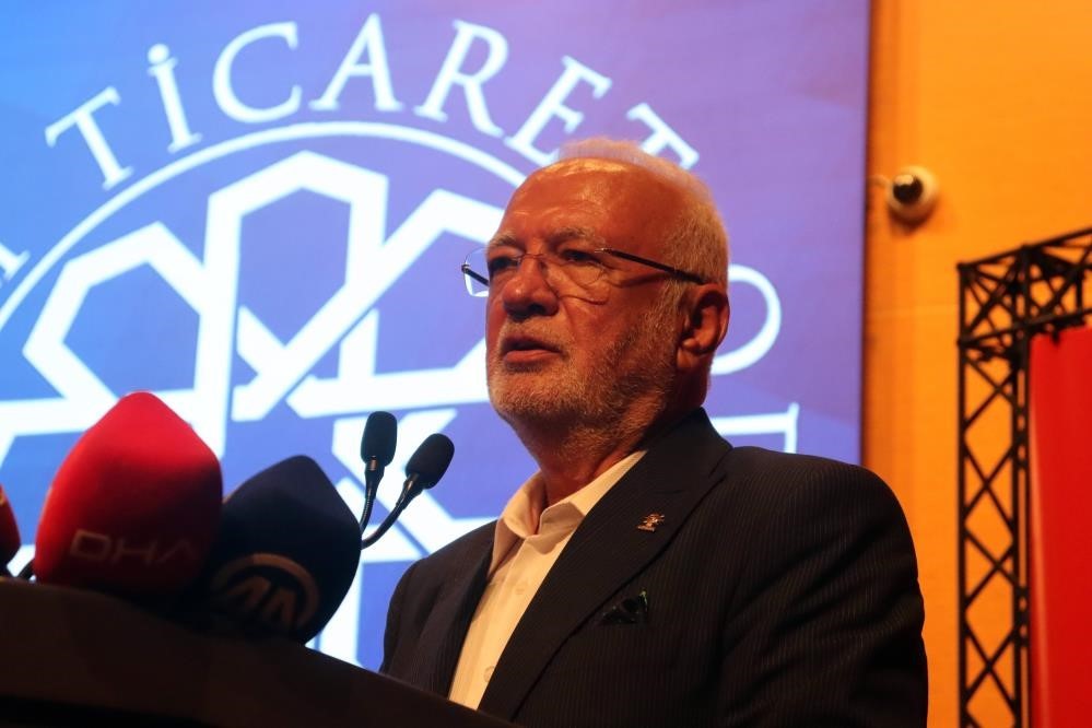 Kayseri OSB&rsquo;deki yangın fabrikaya &rsquo;yangın sprink sistemi&rsquo; kurarken &ccedil;ıkmış
