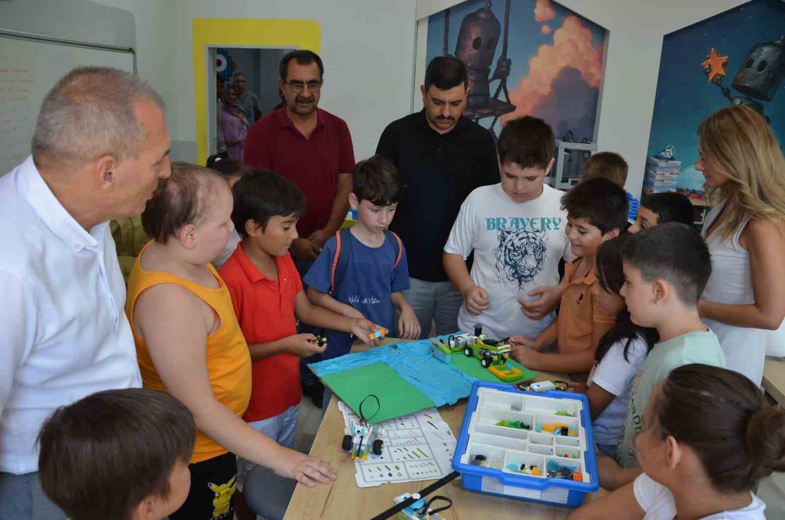 Yunusemre&rsquo;de Yaz Okulu etkinliklerine yoğun ilgi
