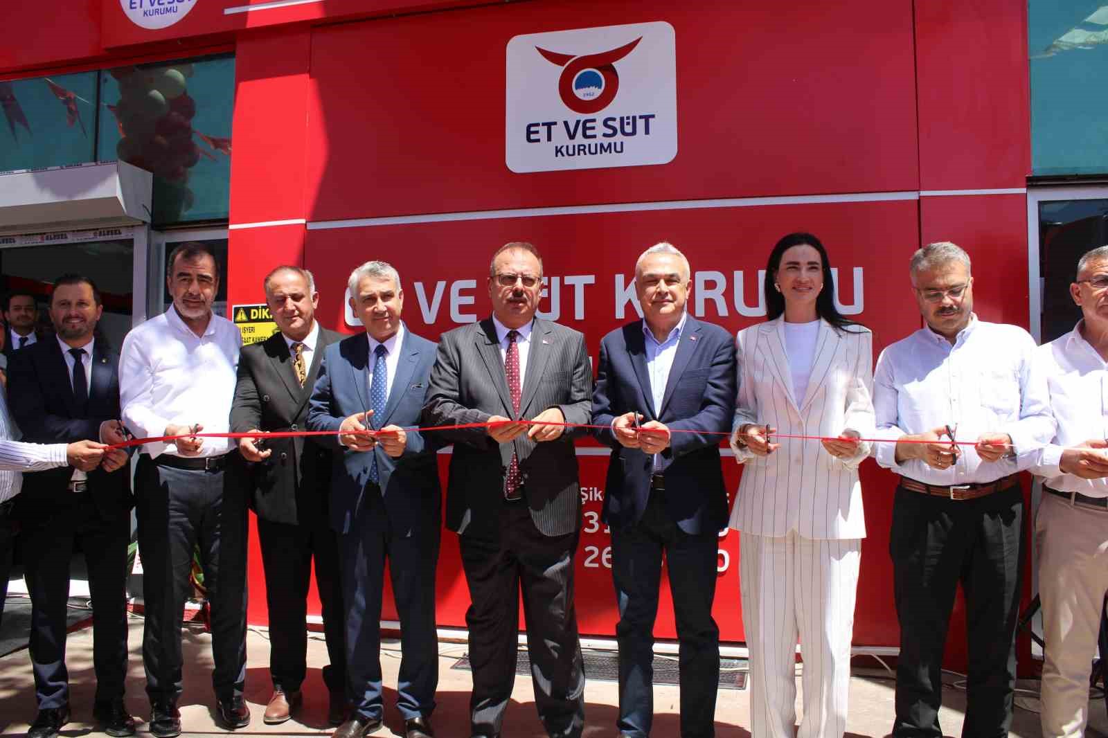 Aydın’ın ilk Et ve Süt Kurumu Mağazası İncirliova’da hizmete girdi