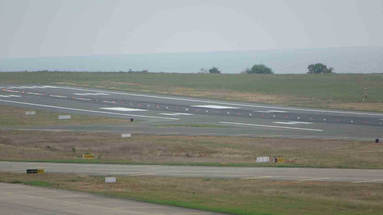 Trabzon Havalimanı u&ccedil;uş trafiğine kapatıldı
