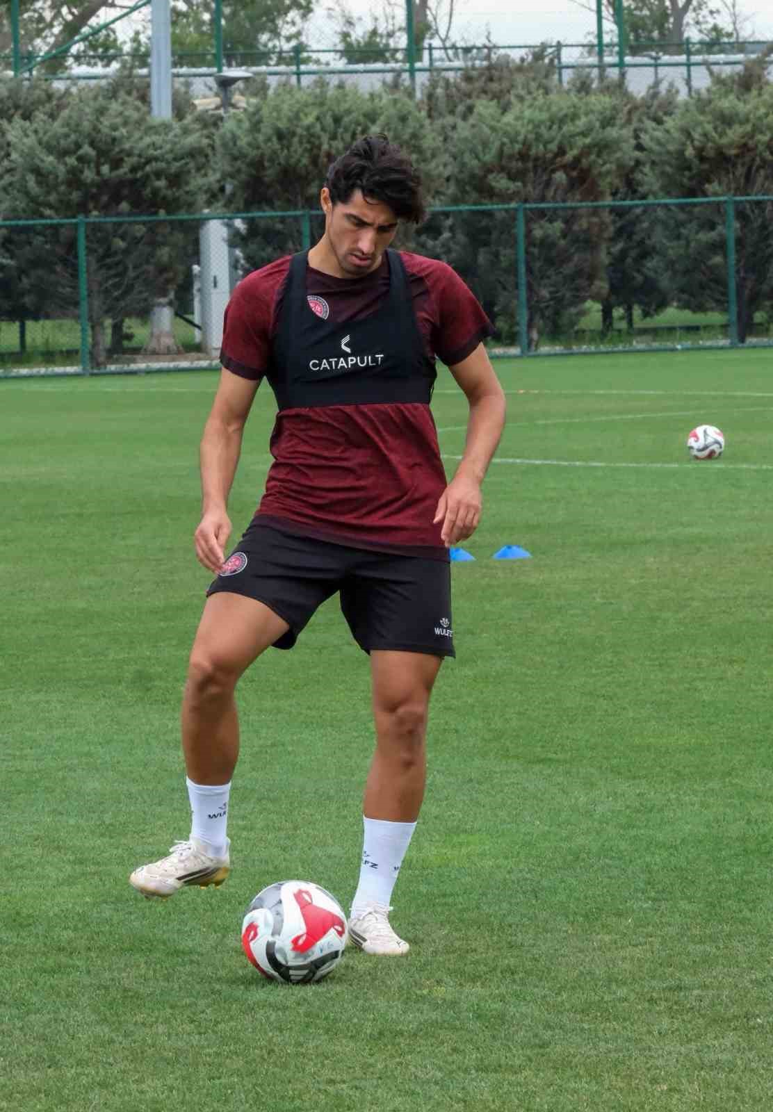 Berkay &Ouml;zcan, Fatih Karag&uuml;mr&uuml;k&rsquo;te
