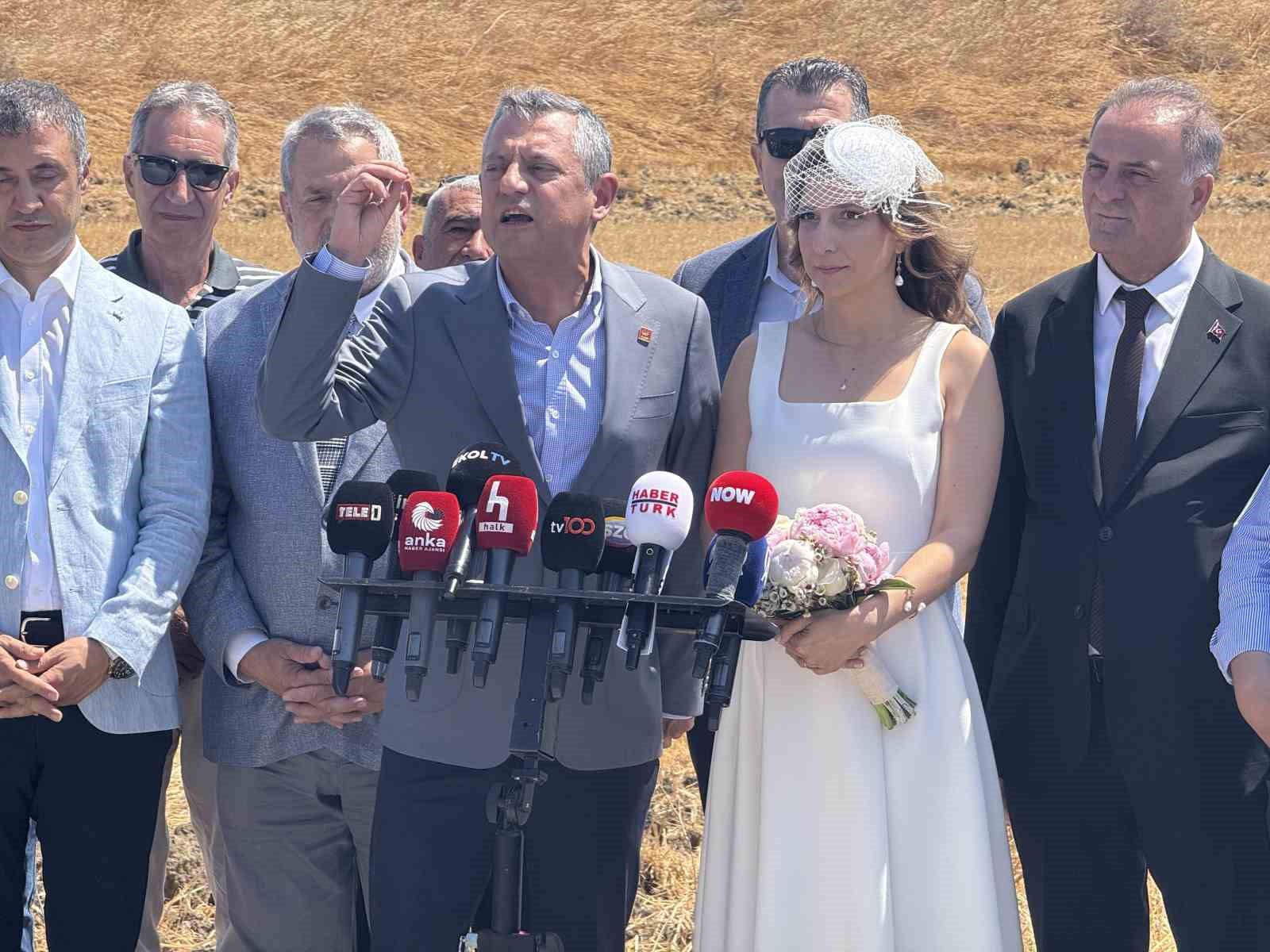 CHP Genel Başkanı Özel: " 10 arkadaşı görevlendireceğiz, bu komisyonda görev yapacağız"