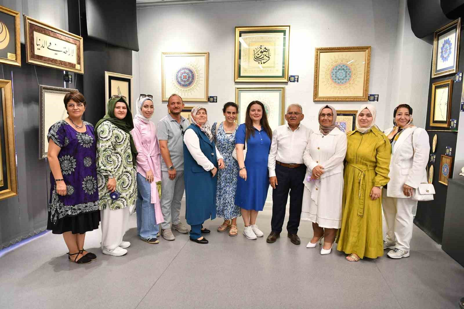 Başkan B&uuml;y&uuml;kkılı&ccedil;, KAYMEK Yılsonu Sergisi&rsquo;ni a&ccedil;tı
