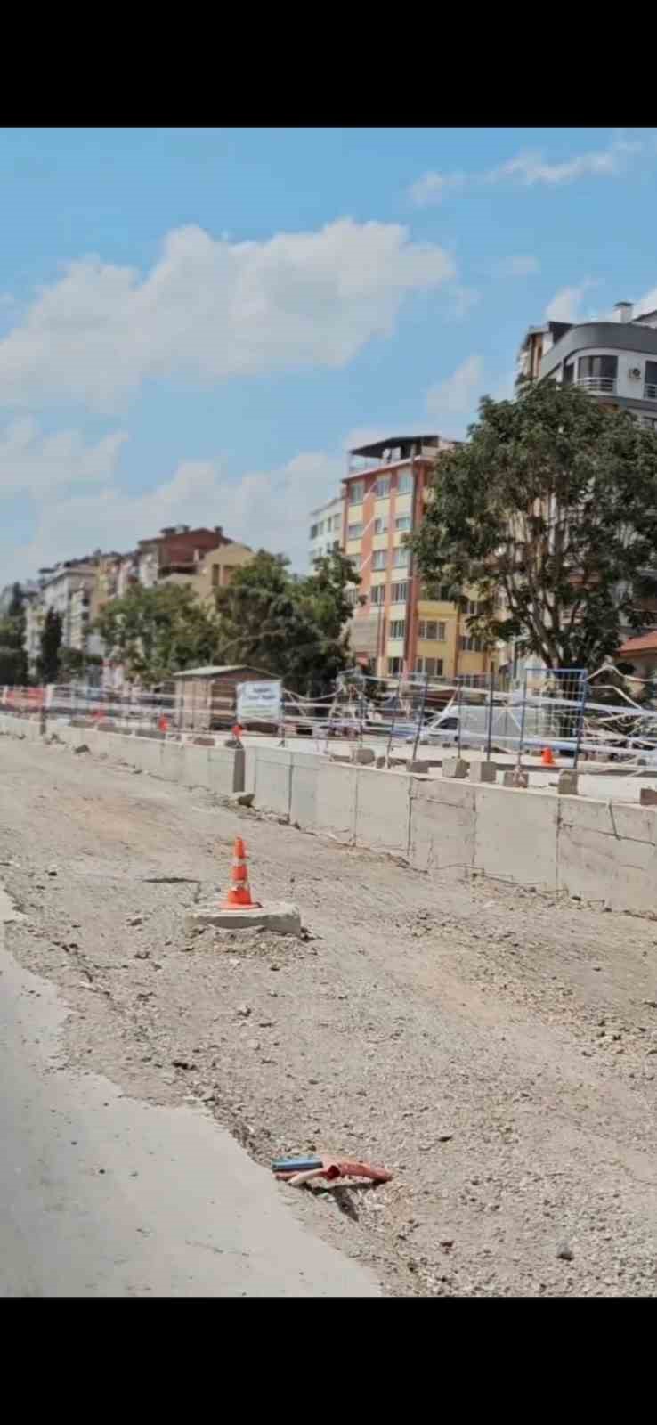 AK Parti İl Başkanı Mehmet Aydemir: "Balıkesir&rsquo;i bu enkazdan kurtarın"
