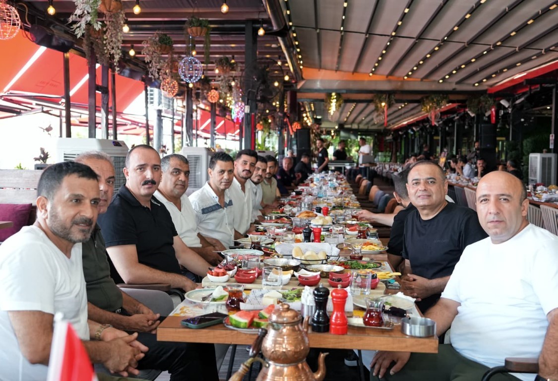 Başkan Kotan, Konyaaltı esnafıyla buluştu
