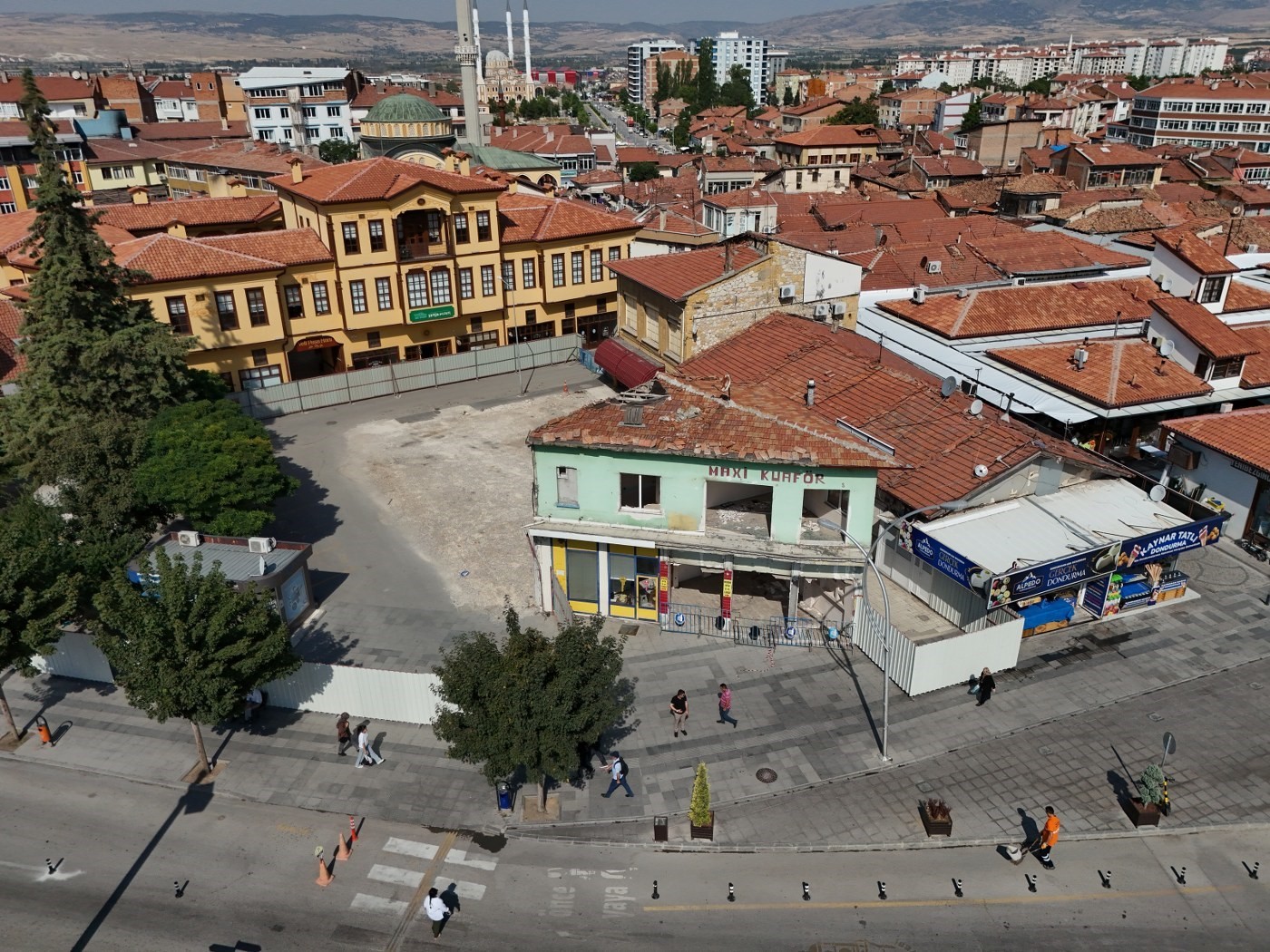 Çorum meydanında tarih yeniden canlanıyor: 2. etap başladı