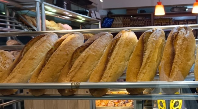 İzmir’de ekmeğe zam: 200 gram ekmek 15 TL oldu