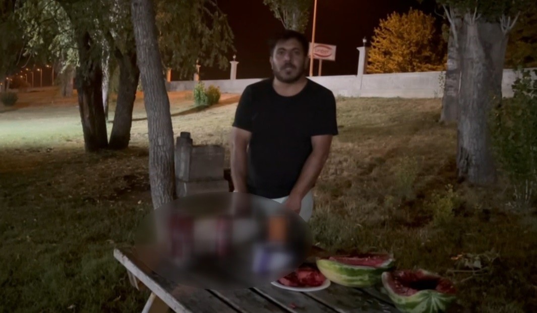 Tilkilere ziyafet, doğaya ihanet: Ekşisu&rsquo;da duyarsızlık kamerada
