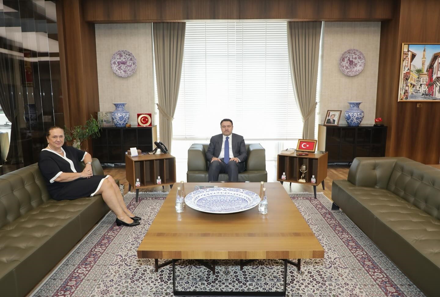 Vali Işın, "Kosova ile Türkiye arasındaki ilişkiler daha da güçlenmeli"