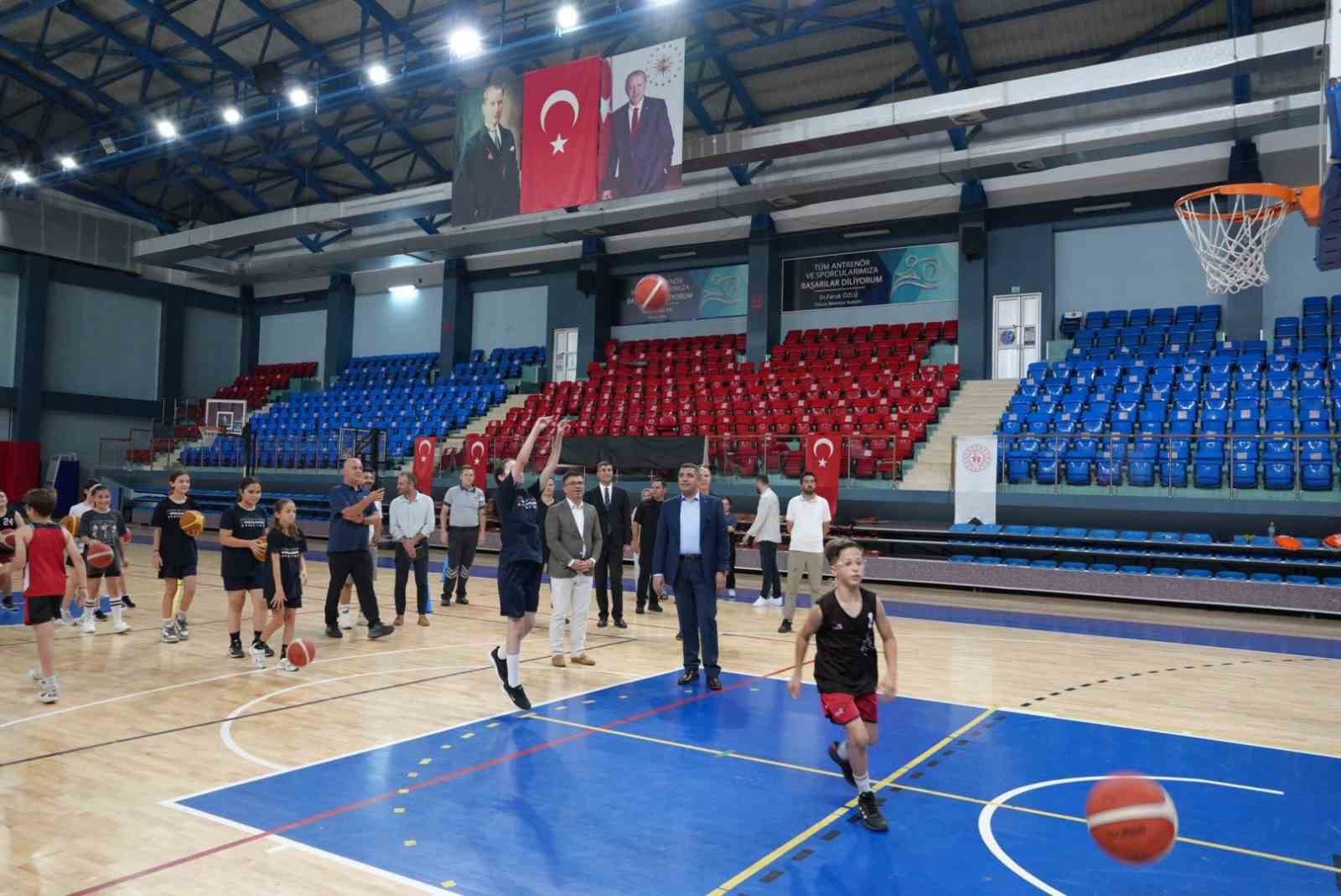 Sporla iç içe bir yaz
