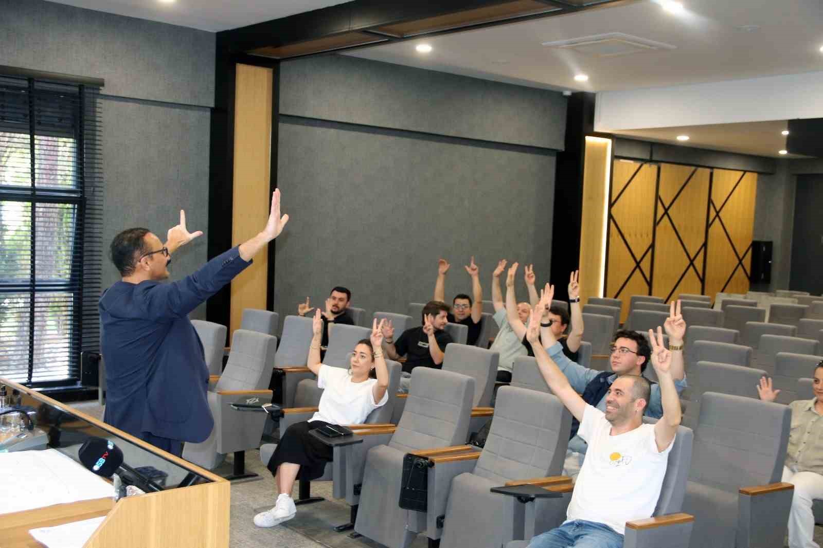 K&uuml;tahya OSB Akademi&rsquo;de "İşte Motivasyon" eğitimi d&uuml;zenlendi
