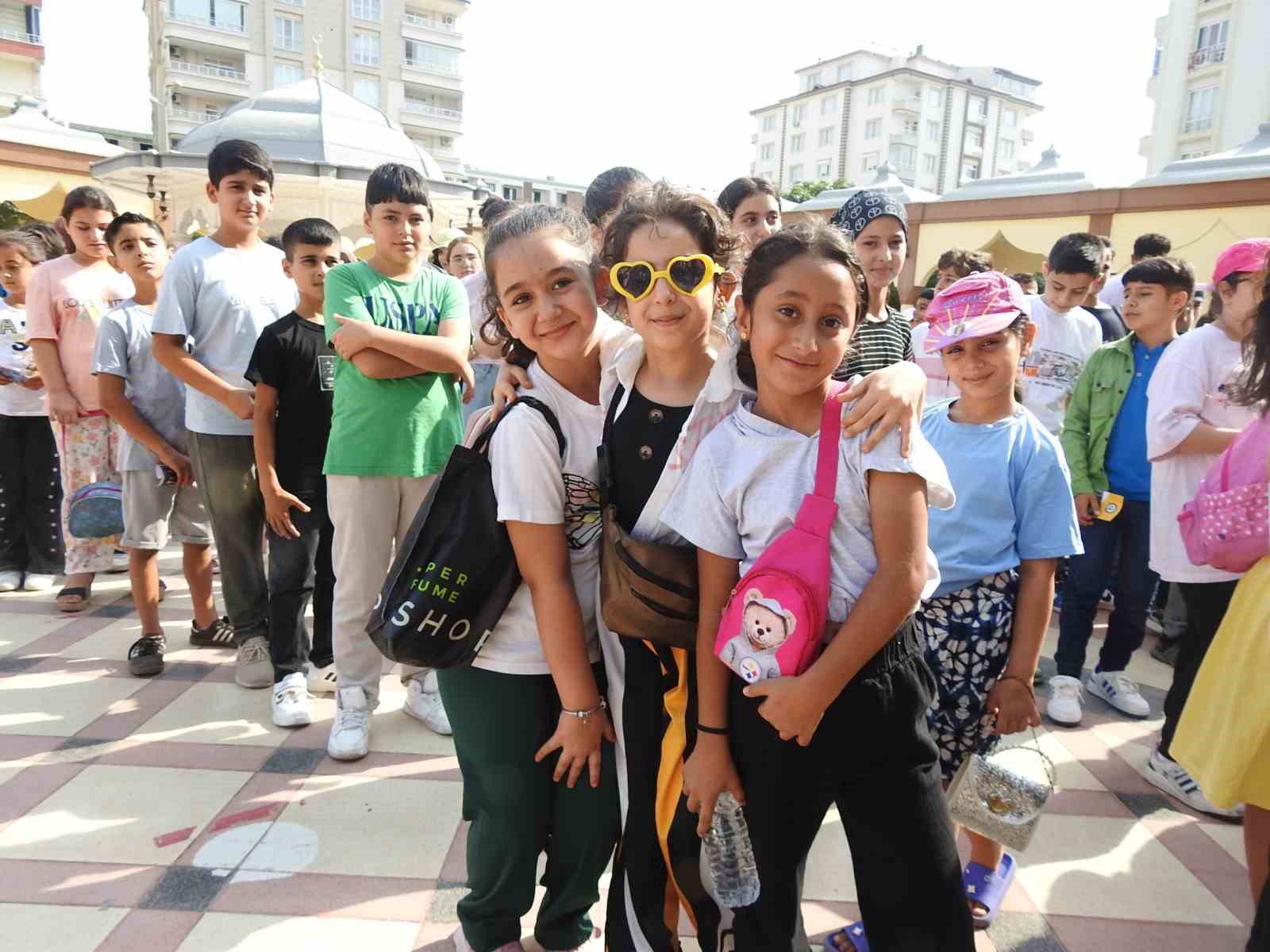 Kilis’te çocuklar ekranı kapatıp çevreyi keşfe çıktı