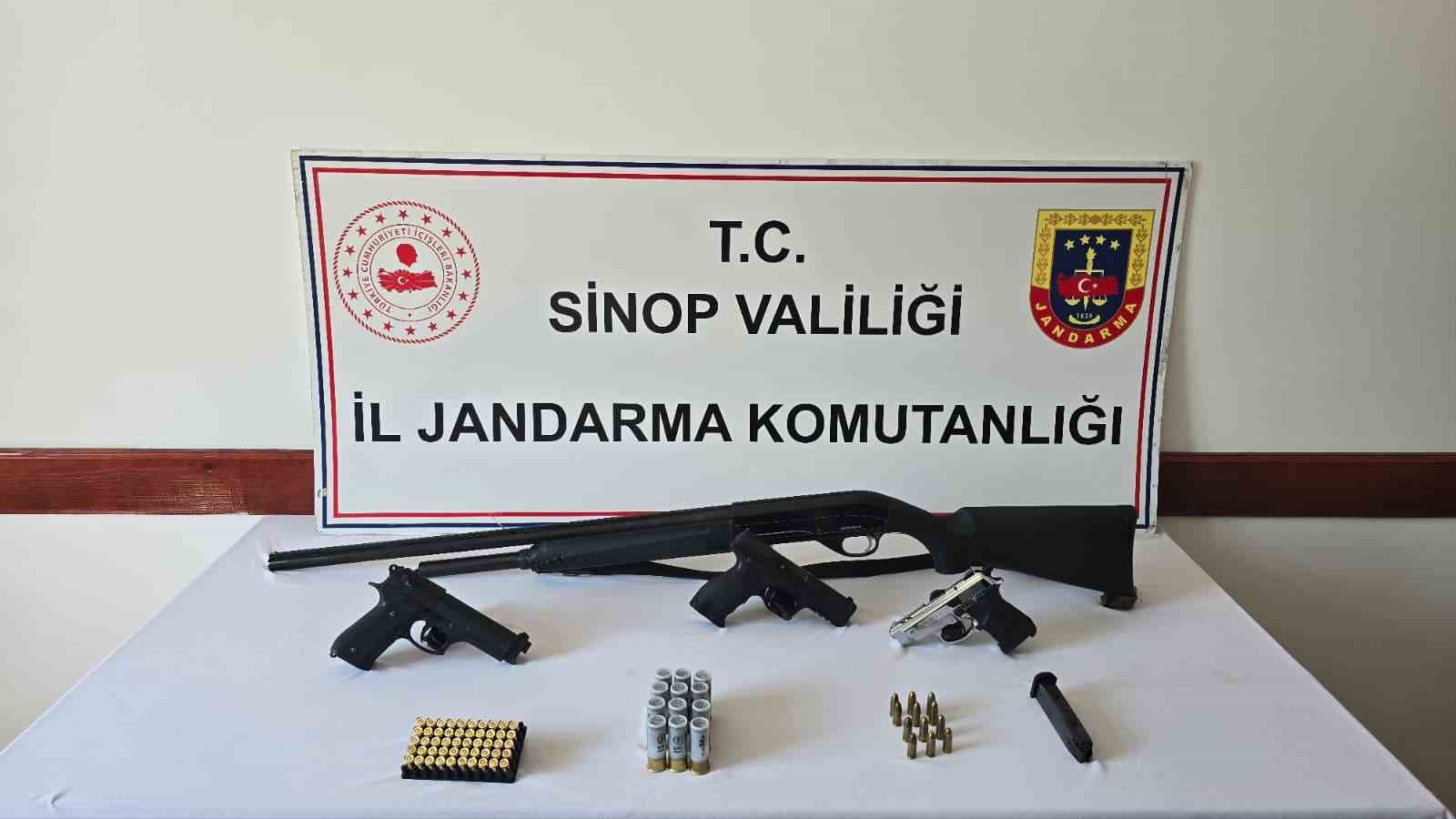 Sinop’ta düğünde havaya ateş eden 2 kişi yakalandı