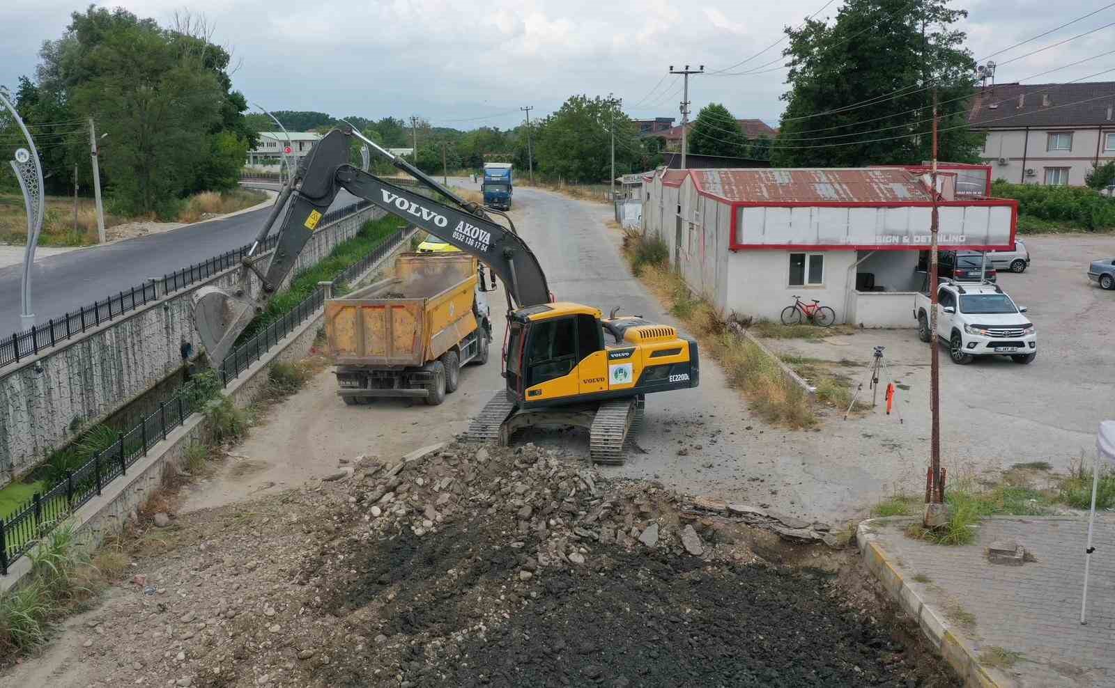Karacasu Deresi’nde ikinci etap çalışmaları başladı
