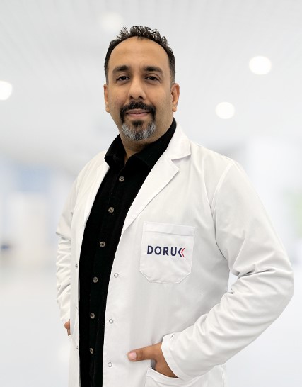 Kadın hastanın karnından 10 kiloluk kitle tespit edildi
