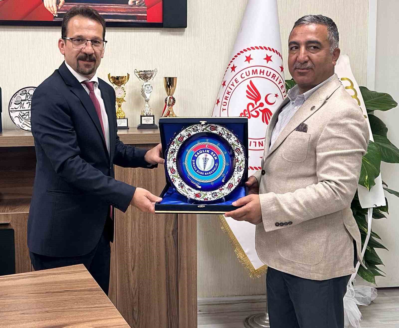 Sağlık-Sen Heyeti, Cizre Devlet Hastanesi Başhekimi ile g&ouml;r&uuml;şt&uuml;
