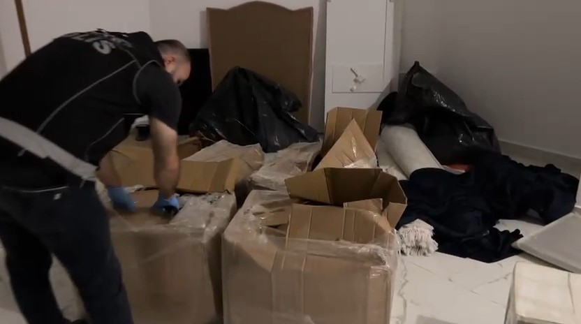 Samsun&rsquo;da 700 gram kokain ve 122 bin sentetik ecza ele ge&ccedil;irildi: 1 g&ouml;zaltı
