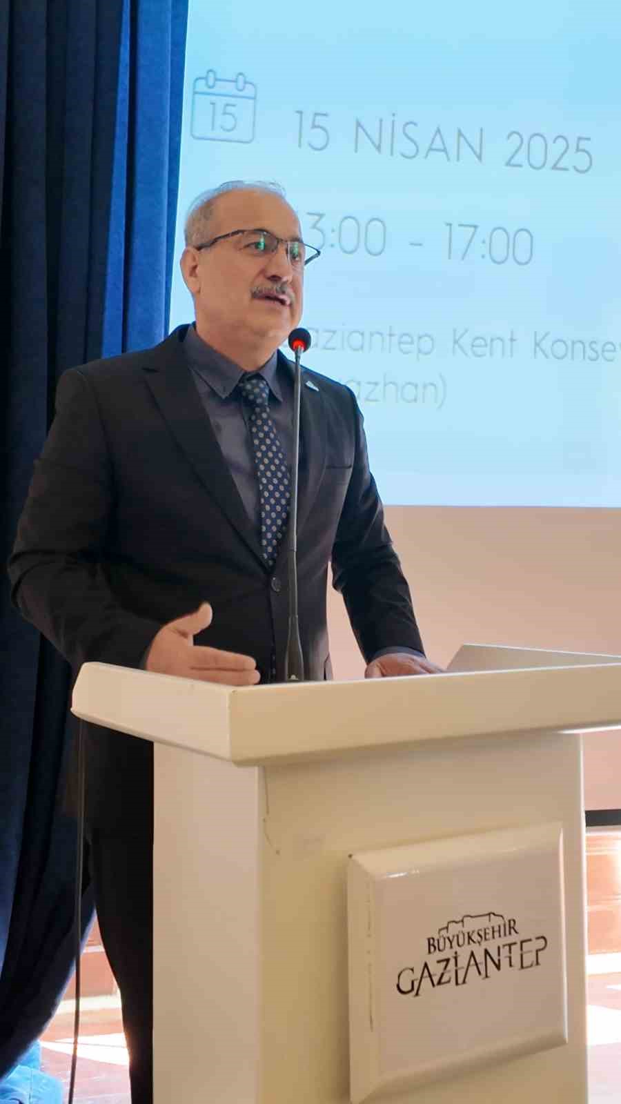 Gaziantep&rsquo;te &rsquo;Eğitimcilerin Yerel Y&ouml;netimden Beklentileri&rsquo; &Ccedil;alıştayı d&uuml;zenlendi
