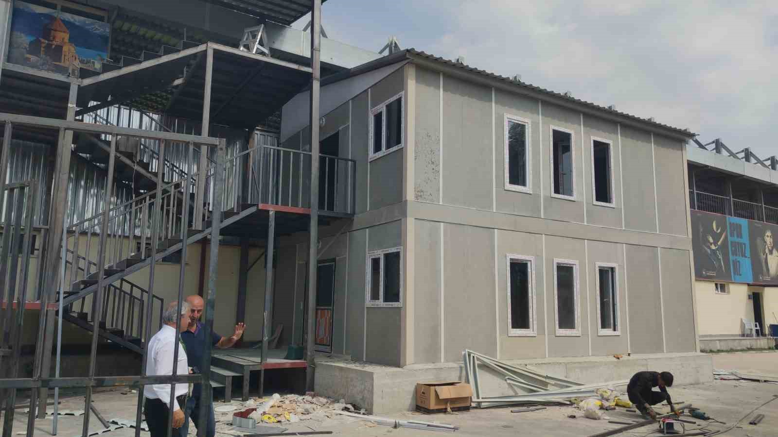 Gazetecilerden, basın tribününün yeniden düzenlenmesi talebi