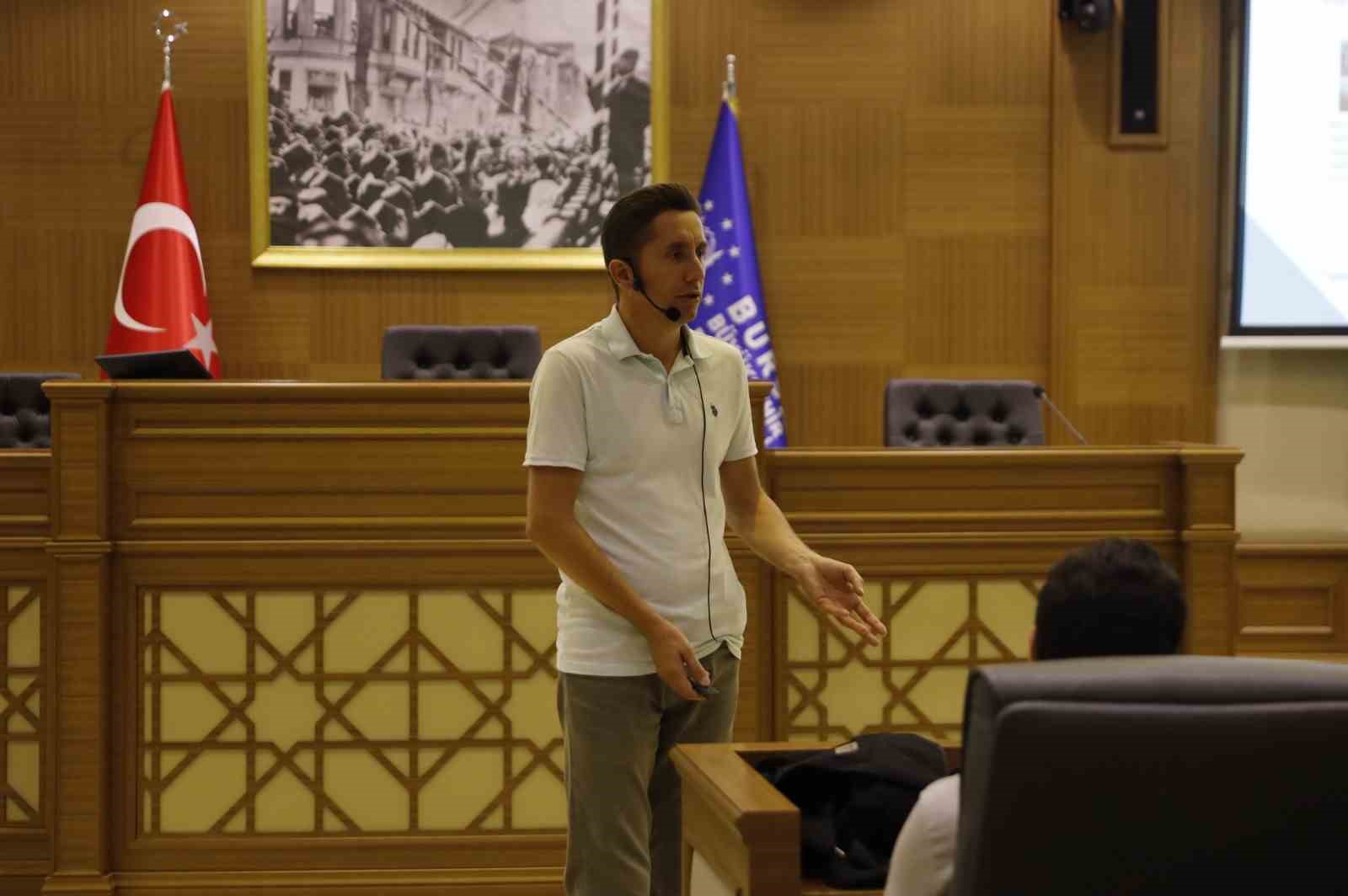 B&uuml;y&uuml;kşehirde stajyerler oryantasyon eğitiminde
