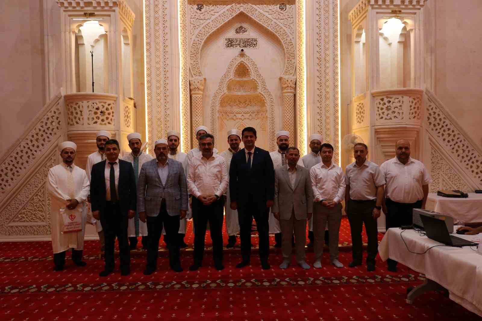 Etkili hutbe sunumu bölge birincisi  Elazığ’dan