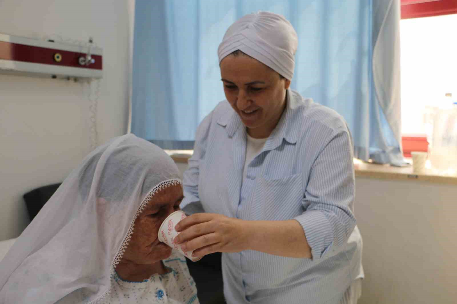 Diyarbakır’da sıcaklıklarla birlikte hastanelere başvurular arttı