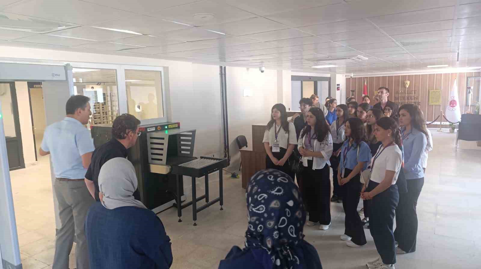 &Ccedil;arşamba Denetimli Serbestlik M&uuml;d&uuml;rl&uuml;ğ&uuml;, 114 g&ouml;n&uuml;ll&uuml;s&uuml;yle sahada
