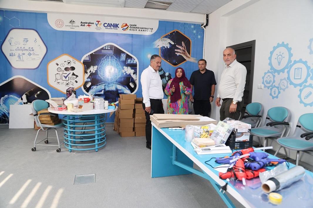 Bakan Sand: "Eser ve hizmet belediyecilii anlayyla almaya devam ediyoruz"
