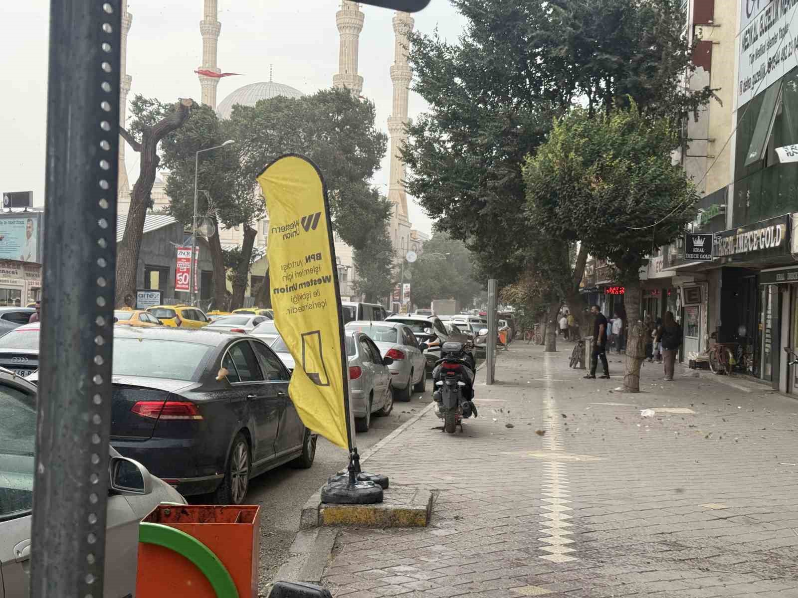 Iğdır’da etkili olan fırtına hayatı olumsuz etkiledi