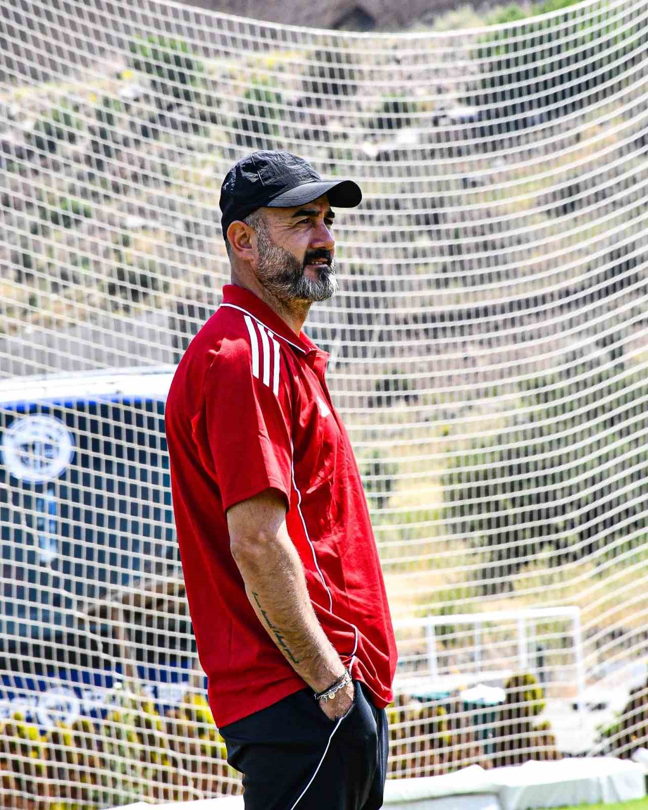 Gökhan Ünal: "1. etabı güzel bir ortamda tamamladık"