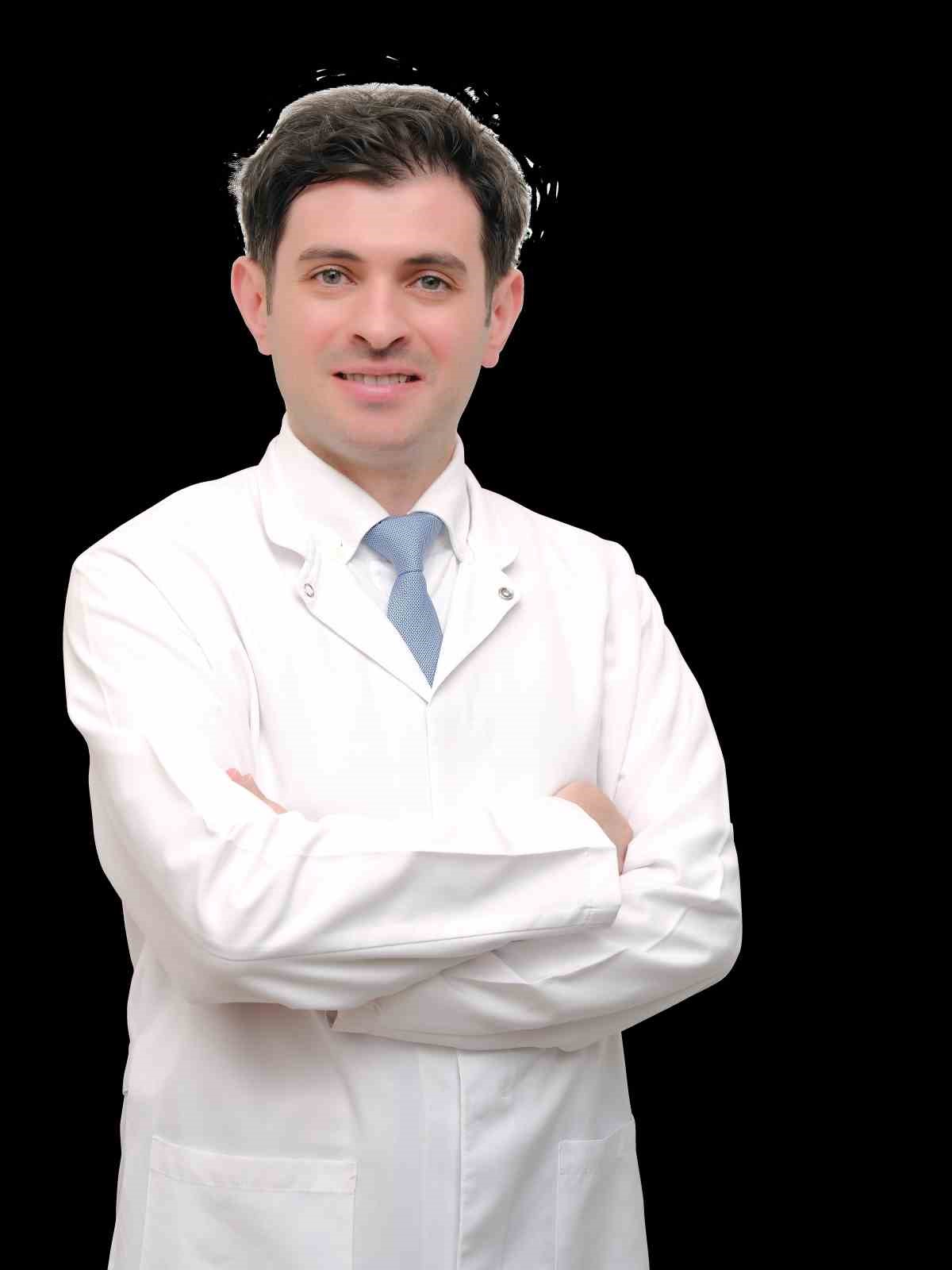 "Burun estetiğinin yüze uyum sağlaması önemli"