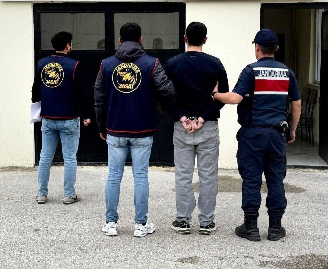 Kırklareli’nde çeşitli suçlardan aranan 19 şüpheli yakalandı