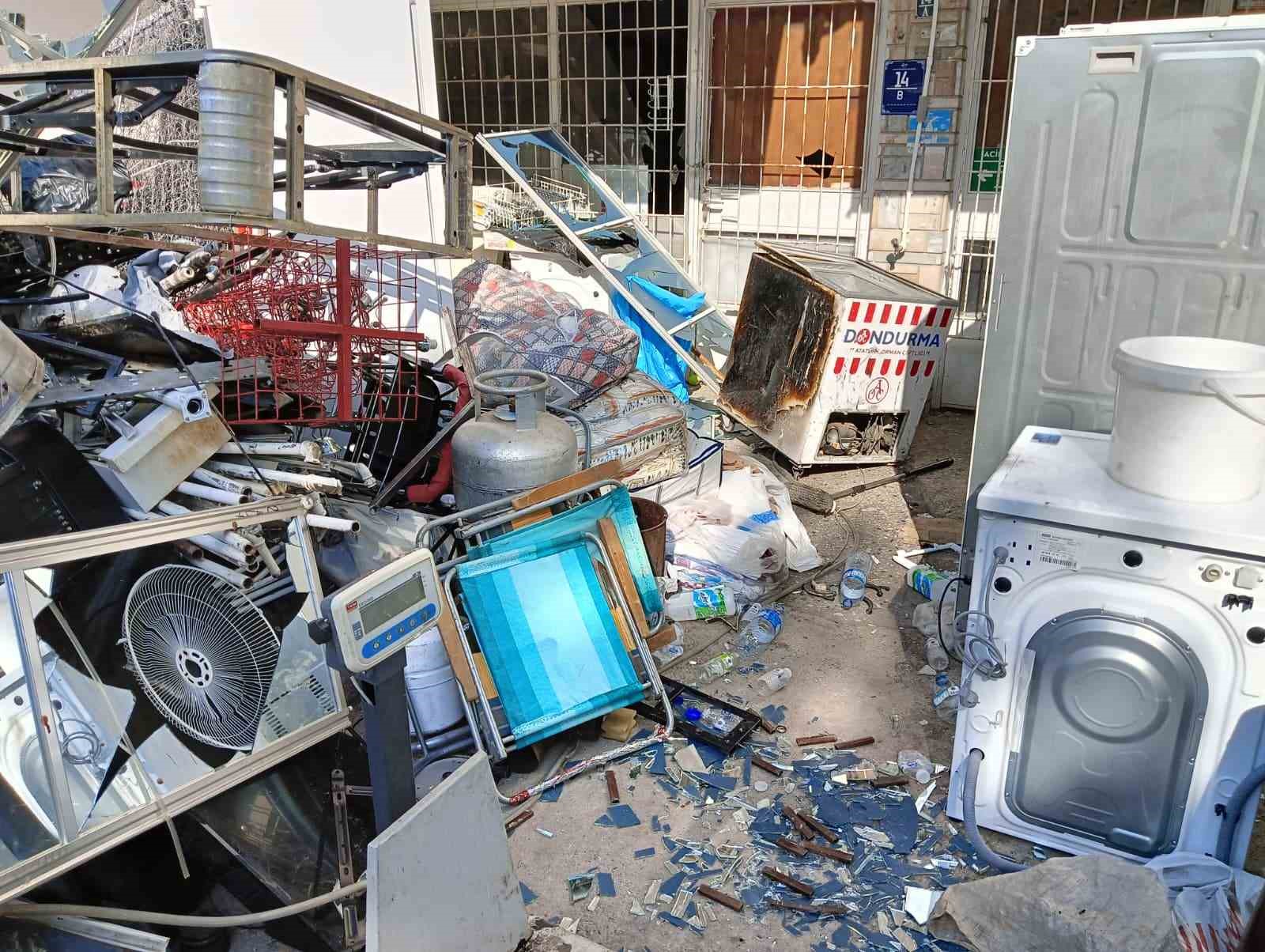 Ankara&rsquo;da ev eşyası alan şahsın hem &ouml;deme yapmadığı hem de d&uuml;kkana saldırdığı iddiası
