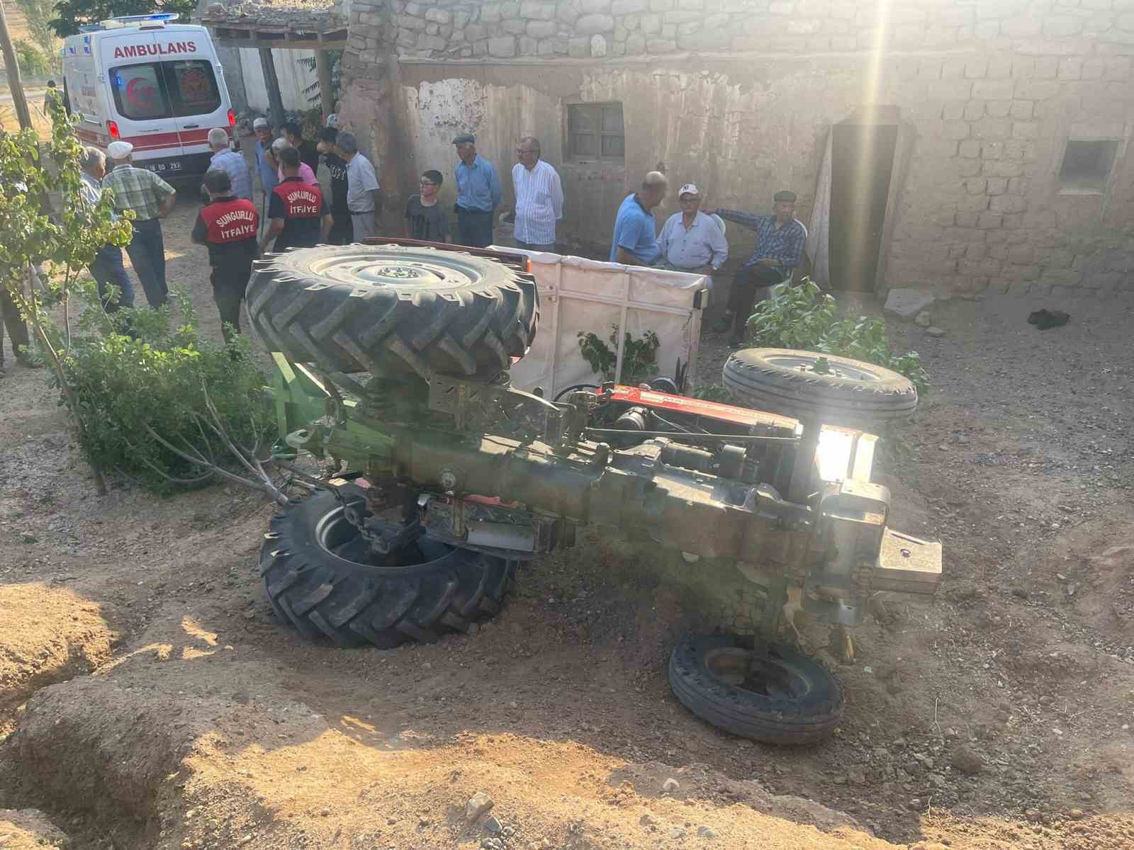 Çorum’da devrilen traktörün sürücüsü yaralandı