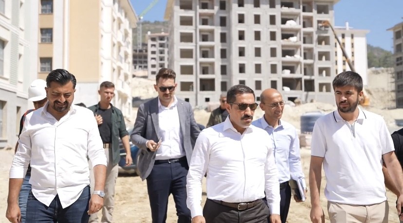 Serinyol ve Alahan&rsquo;da afet konutları y&uuml;kseliyor
