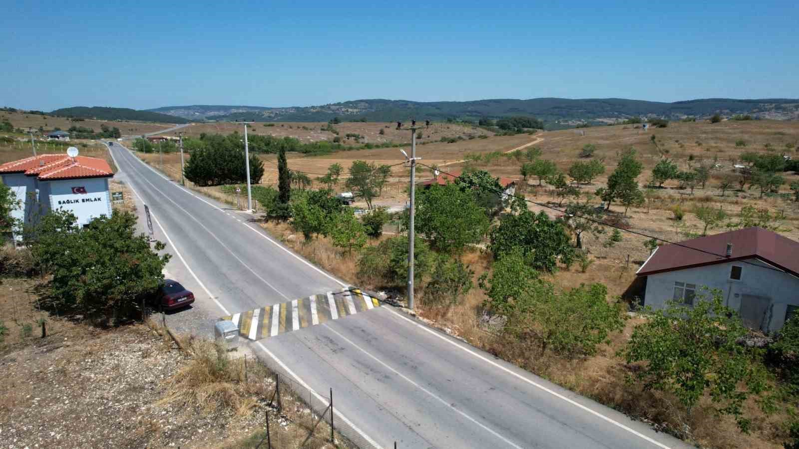 Kandıra’daki grup yolları yenilenerek ulaşıma açıldı
