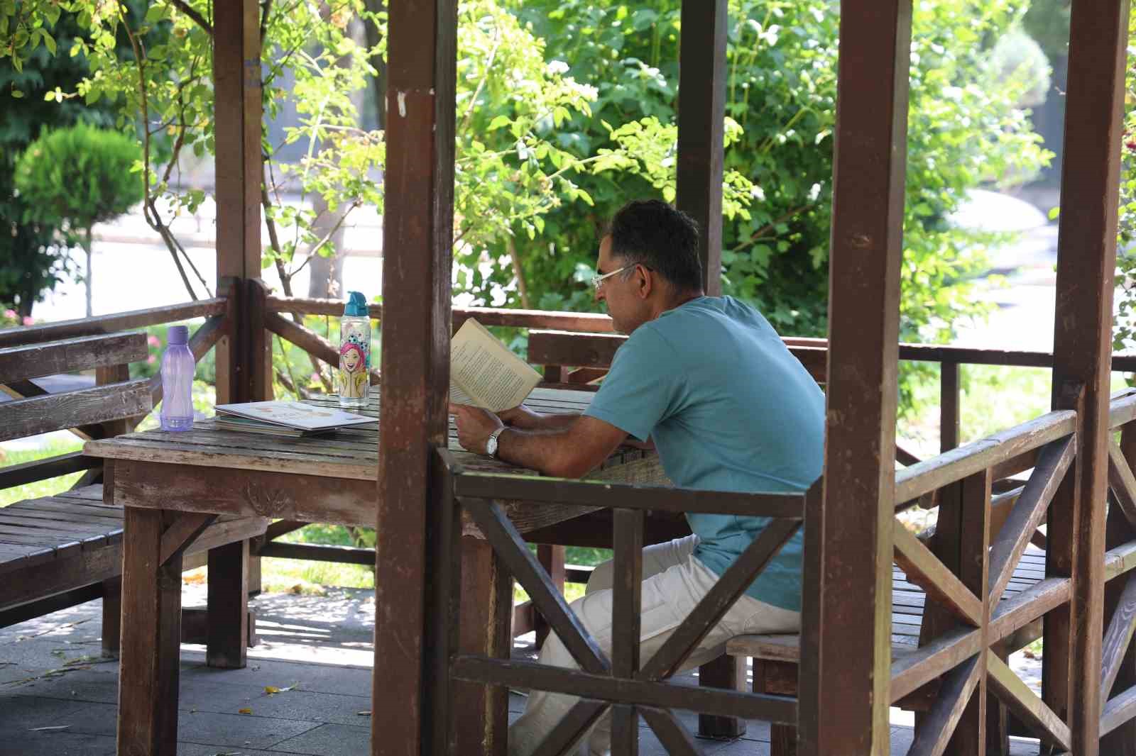 Tropikal gece sıcaklıkları bir süre daha uyku bölecek