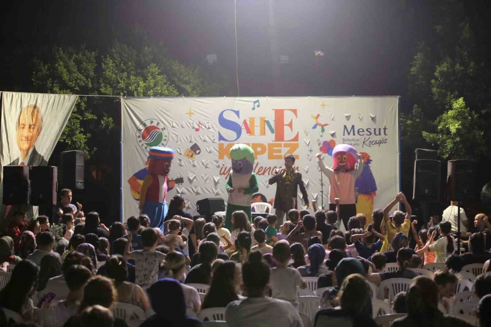 "Sahne Kepez" ile sanat sokakta, eğlence mahallelerde