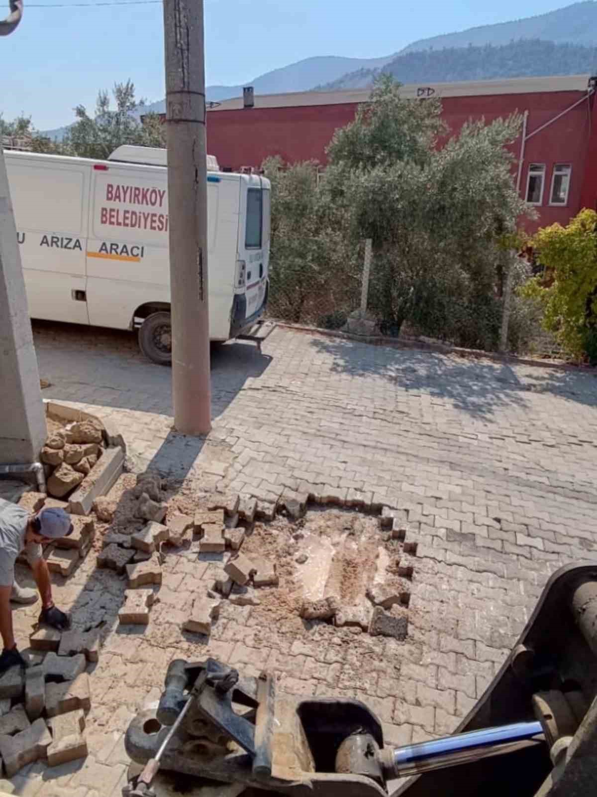 Bayırk&ouml;y Belediyesi&rsquo;nden kesintisiz su i&ccedil;in hızlı m&uuml;dahale
