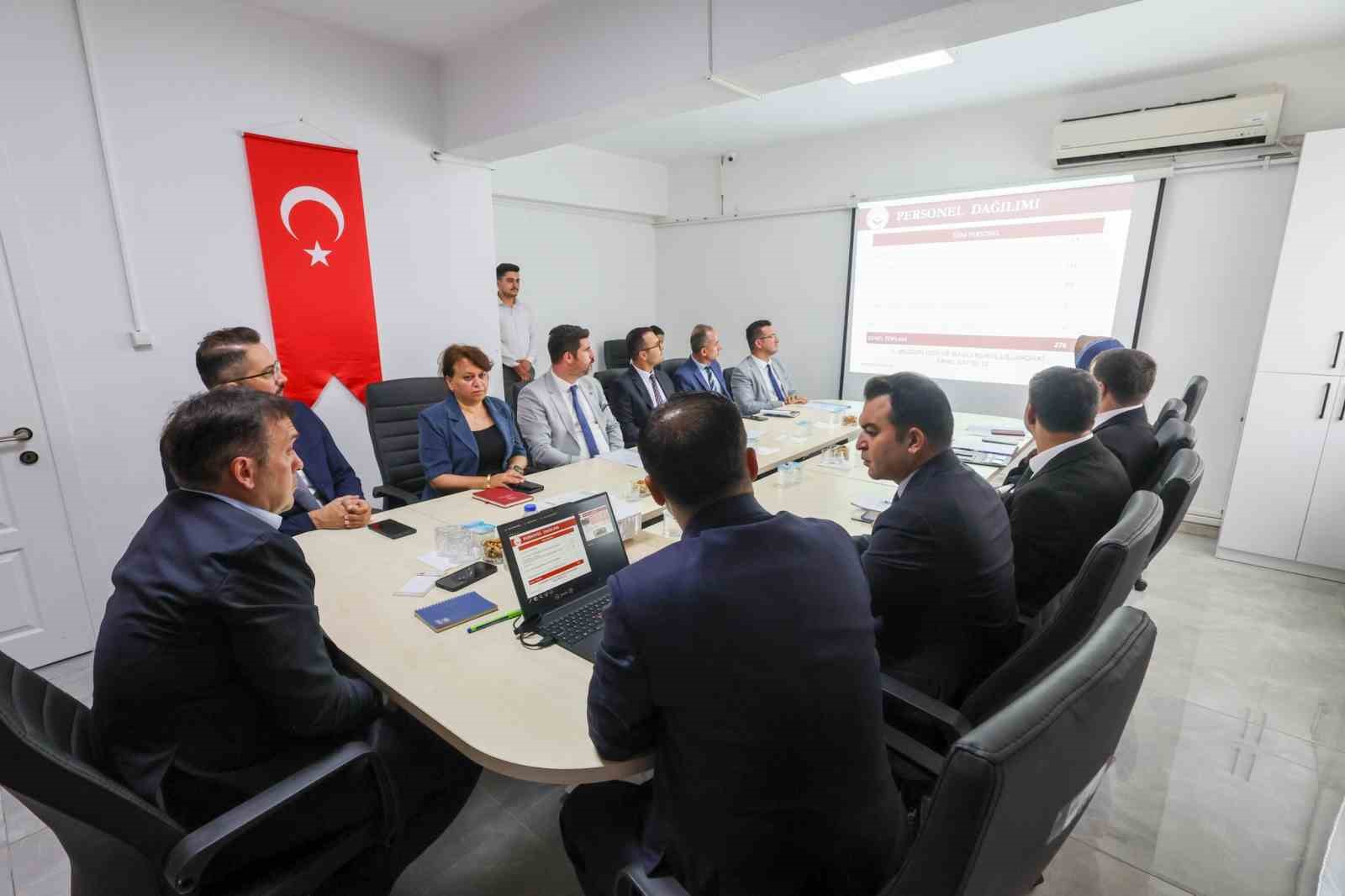 Vali S&ouml;zer&rsquo;den sosyal hizmetlere yakın takip
