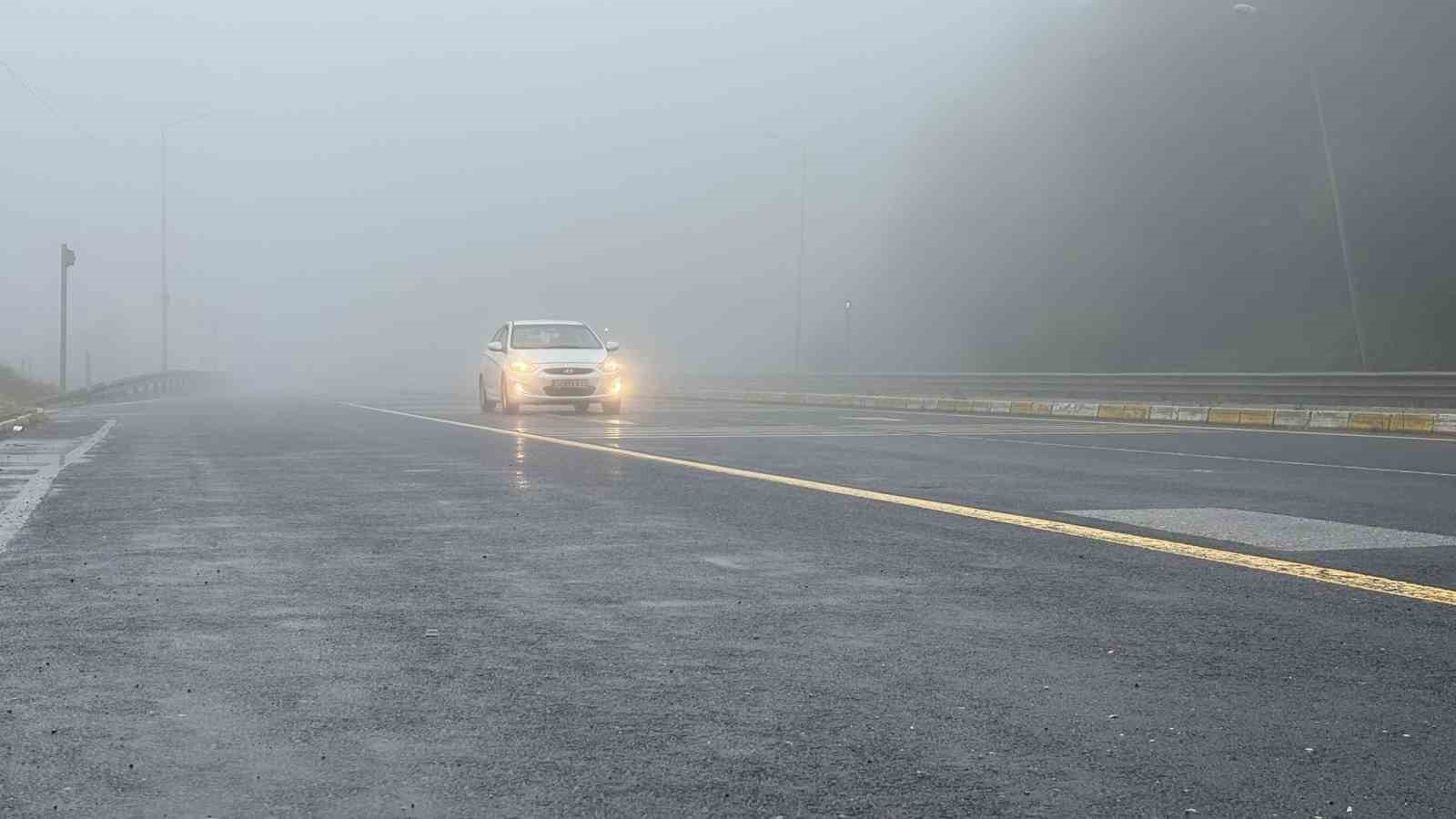 Bolu Dağı’nda sis etkili oluyor: Görüş mesafesi 25 metre