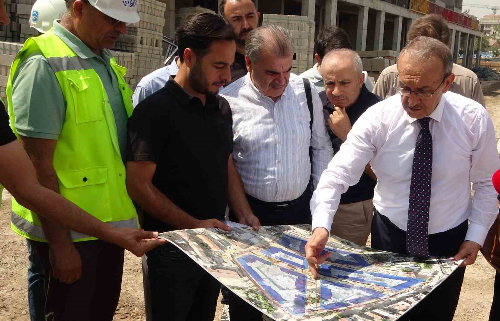 Vali Yavuz: "Malatya’yı yeniden inşa ediyoruz"