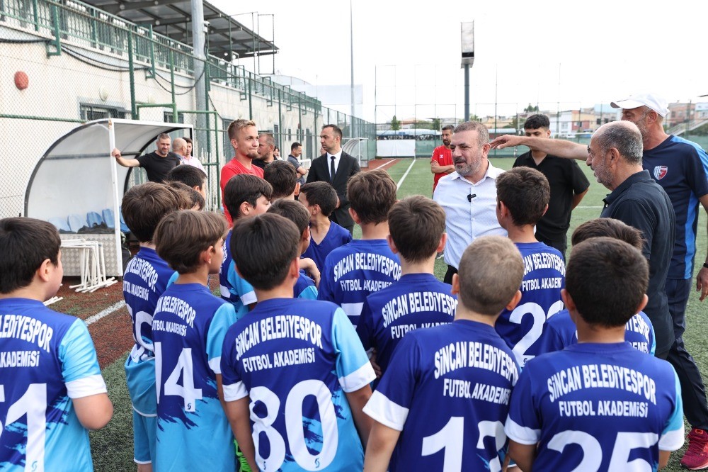Sincan’da Yaz Futbol Okulu başlıyor