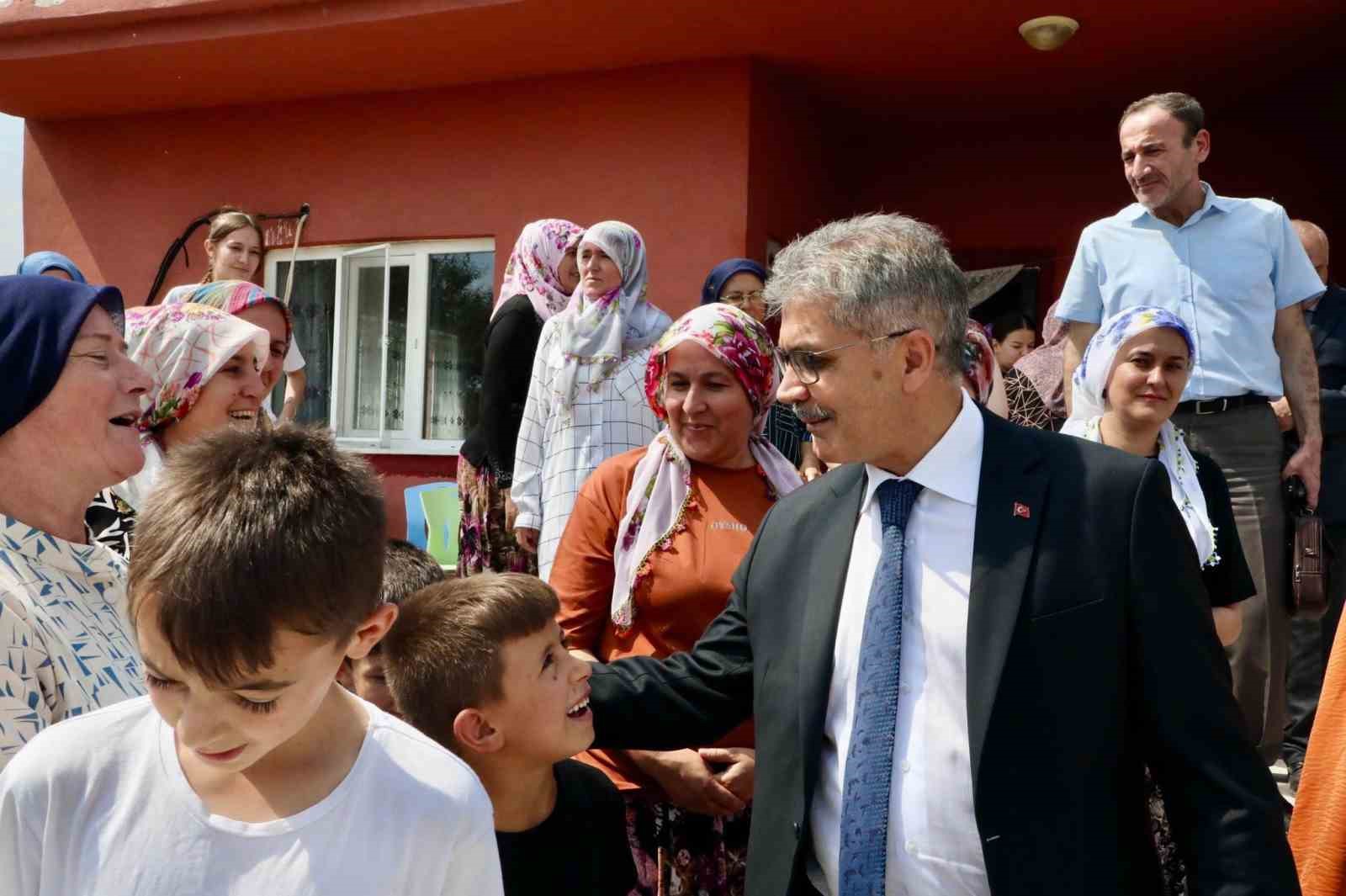 Vali Çelik’ten Hasaköy’de kadın girişimcilere destek ziyareti