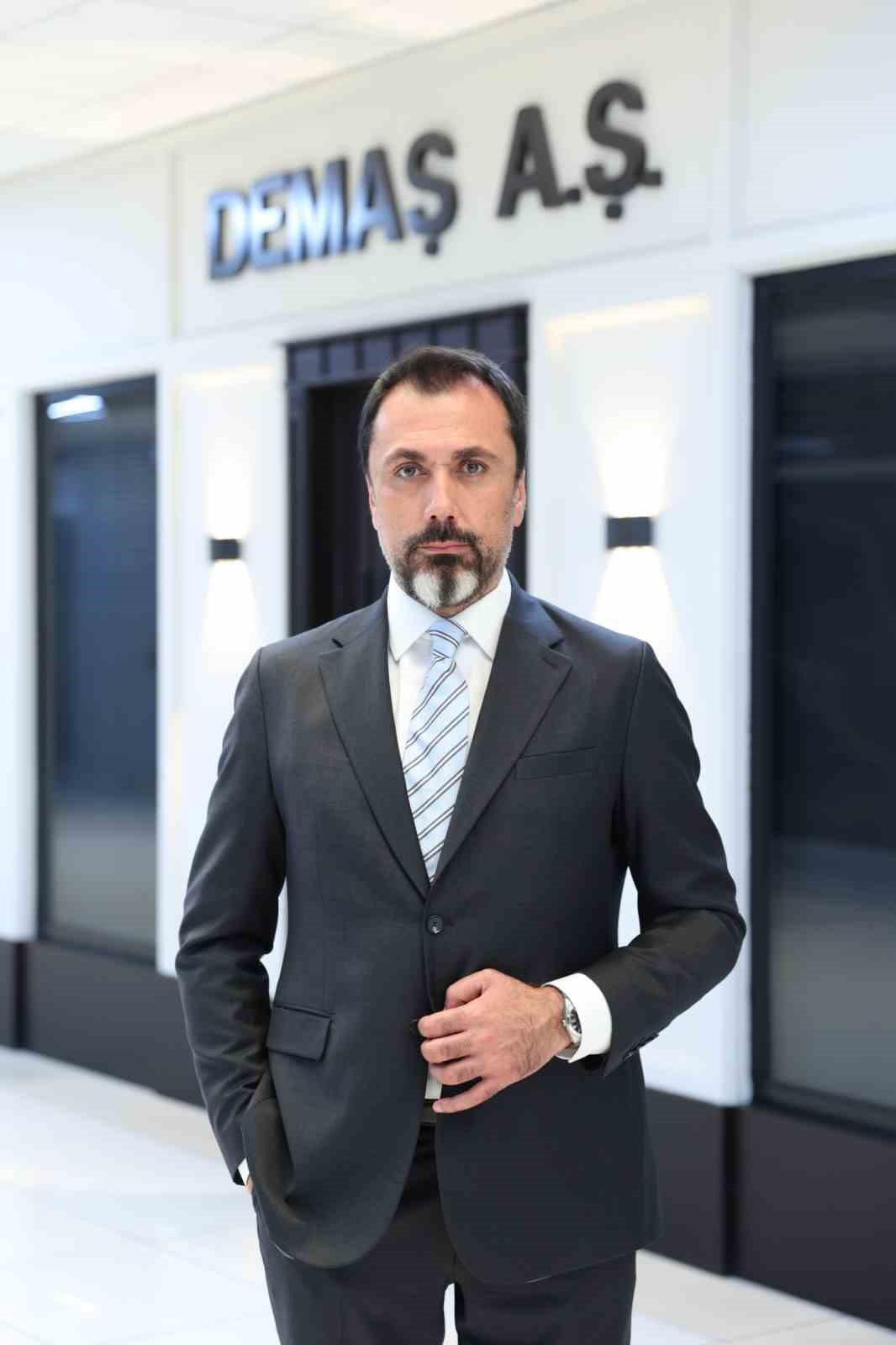 Altın yatırımcısına soğukkanlılık çağrısı