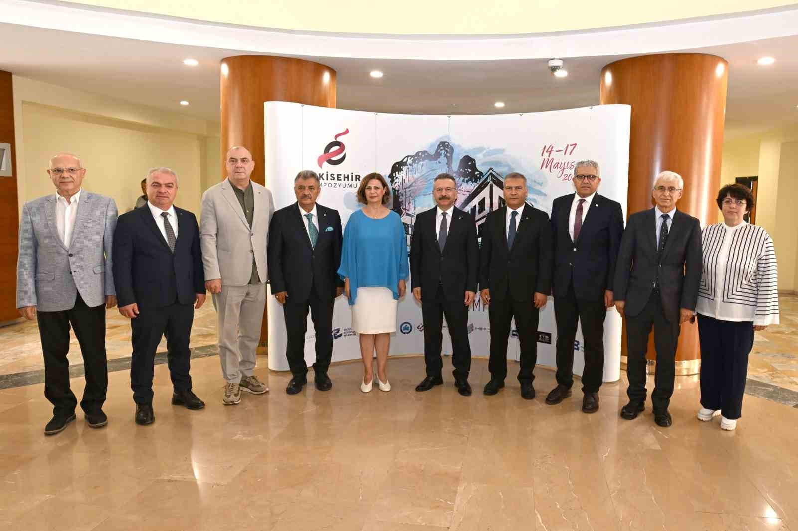 Anadolu Üniversitesi ev sahipliğinde "Eskişehir Sempozyumu" tanıtım toplantısı gerçekleştirildi