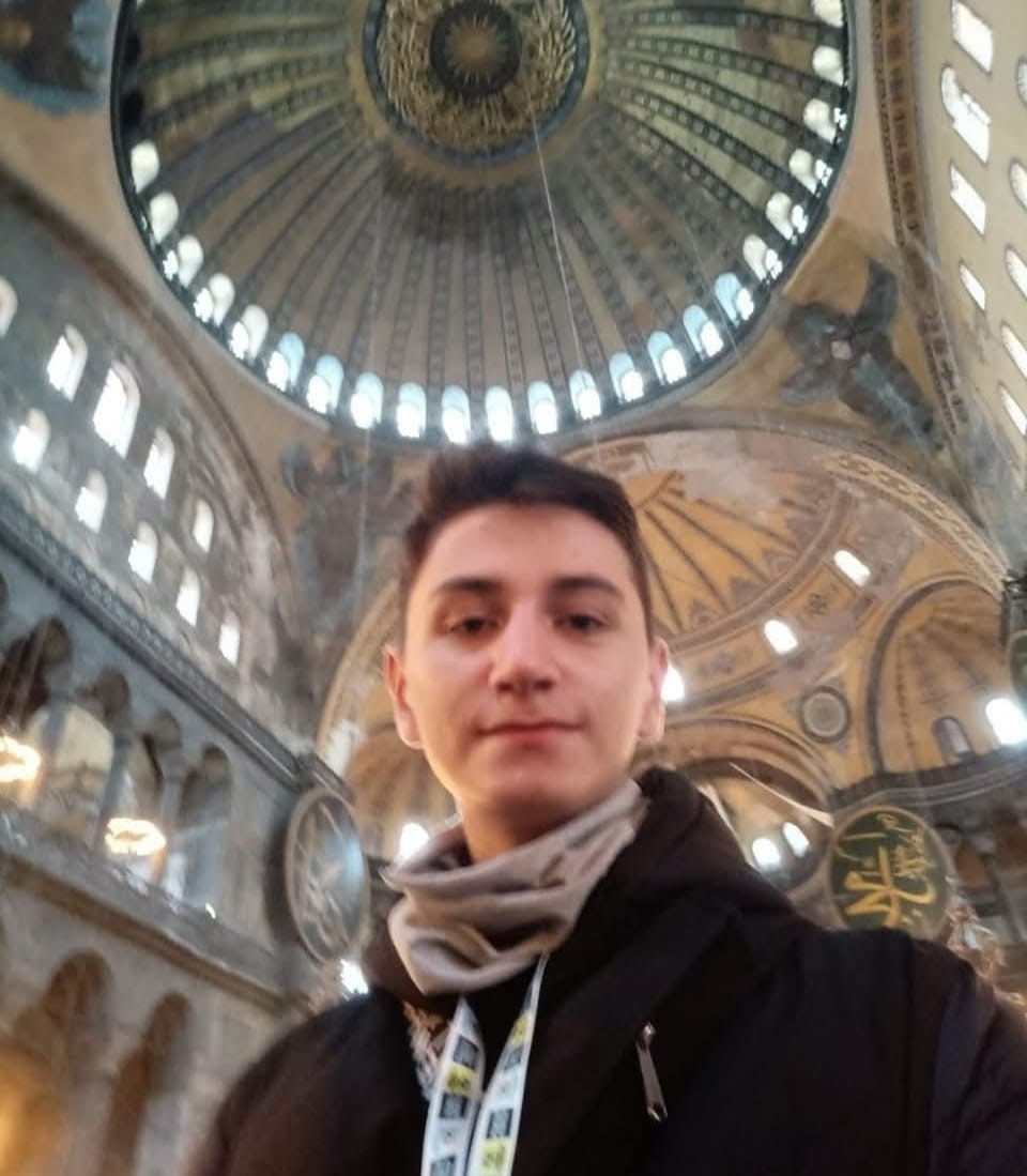 Konya&rsquo;da kazada &ouml;len motosiklet s&uuml;r&uuml;c&uuml;s&uuml; son yolculuğuna uğurlandı
