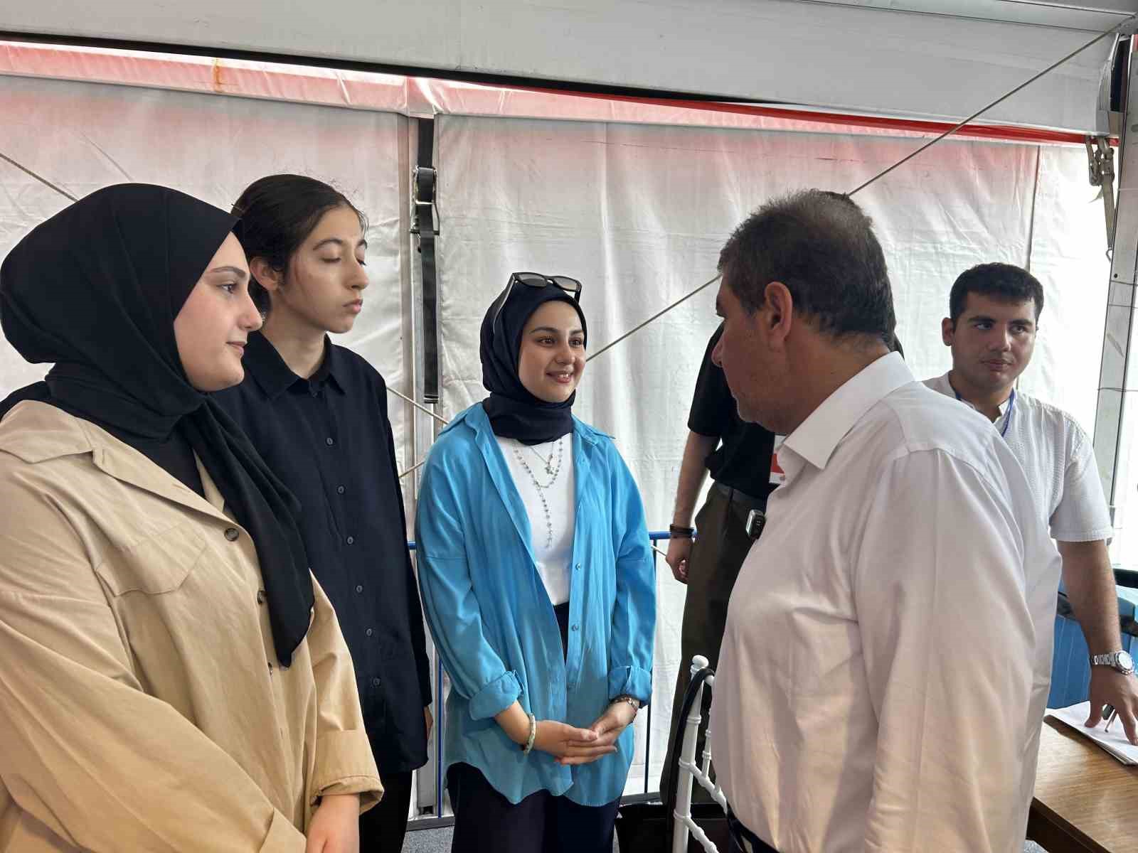 Esenler Belediyesi’nden üniversite adaylarına ücretsiz Tercih ve Danışma Merkezi desteği