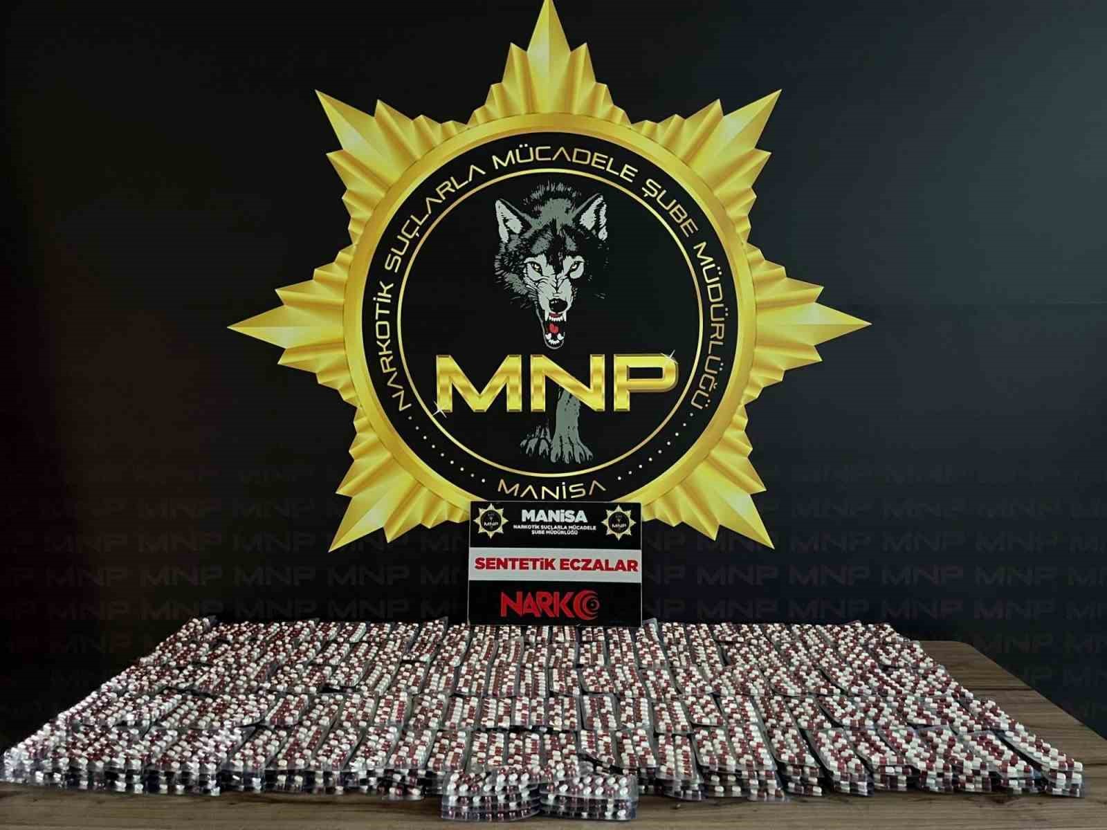 Binlerce sentetik ecza hapıyla yakalanan şüpheli tutuklandı